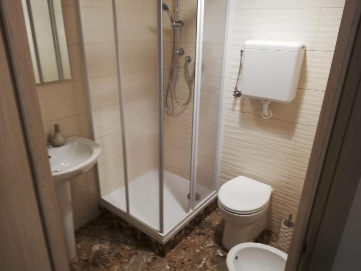 B&B Dolce Luna Taranto Luaran gambar
